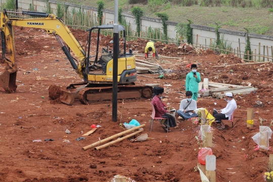 Sepinya Lahan Pemakaman Covid-19 di TPU Jombang Tangsel