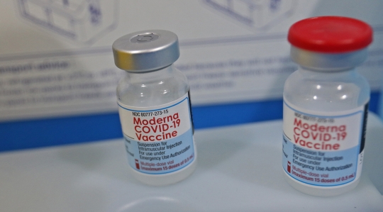 Vaksinasi Covid-19 Moderna untuk Masyarakat Umum di RSUD Pasar Minggu
