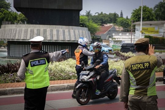 Aturan Ganjil-Genap di 3 Ruas Jalan Jakarta Mulai Diberlakukan