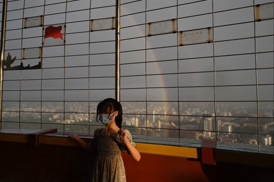 Fenomena Pelangi Ganda Hiasi Langit Beijing