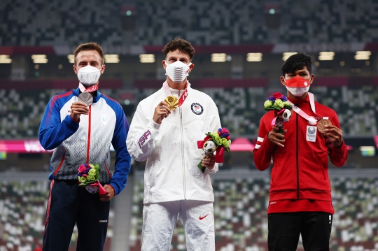 Sprinter Saptoyoga Purnomo Raih Medali Perunggu Paralimpiade 2020
