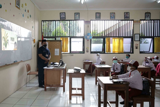 Melihat Uji Coba Pembelajaran Tatap Muka di Jakarta