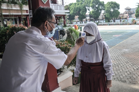 Antusias Murid Kelas 1 SD Ikuti Pembelajaran Tatap Muka