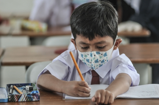 Antusias Murid Kelas 1 SD Ikuti Pembelajaran Tatap Muka