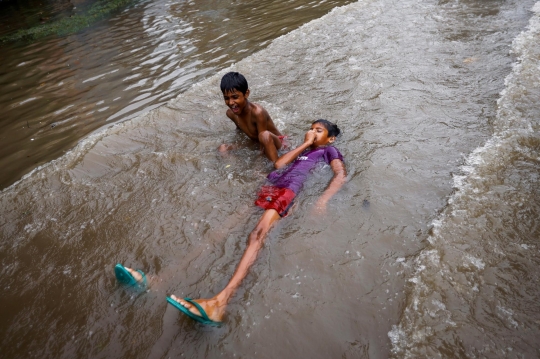 Banjir Genangi India Usai Hujan Lebat 24 Jam