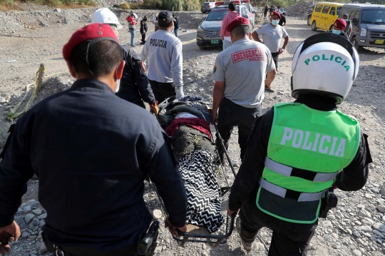 Tragis, Bus Masuk Jurang di Peru Tewaskan 32 Penumpang