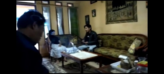 Foto Rumah Orangtua Epy Kusnandar 'Preman Pensiun' di Garut, Sederhana di Dalam Gang