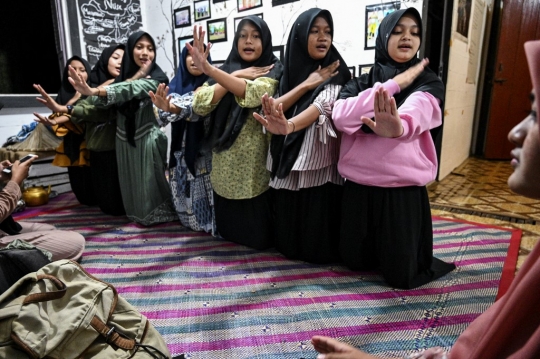 Mengenal Tari Rapa'i Geleng dari Aceh