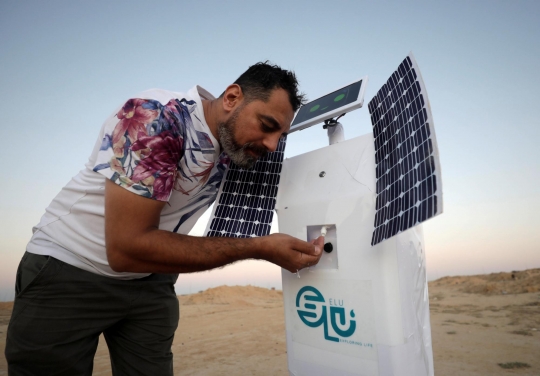 Insinyur Mesir Ciptakan Robot Penghasil Air Minum dari Udara