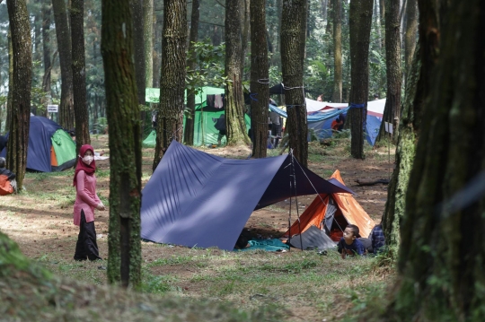 Menikmati Liburan di Lokasi Perkemahan Curug Hiji