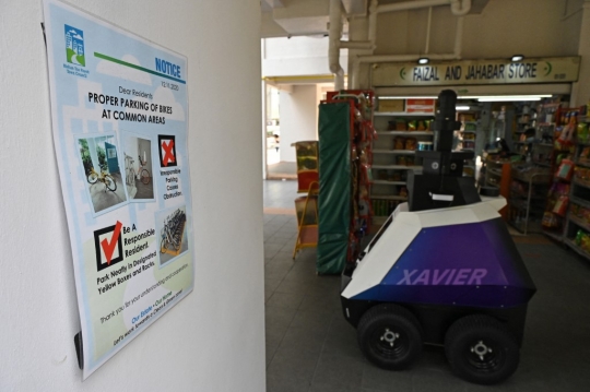 Xavier, Robot Patroli Pengawas Kerumunan di Singapura