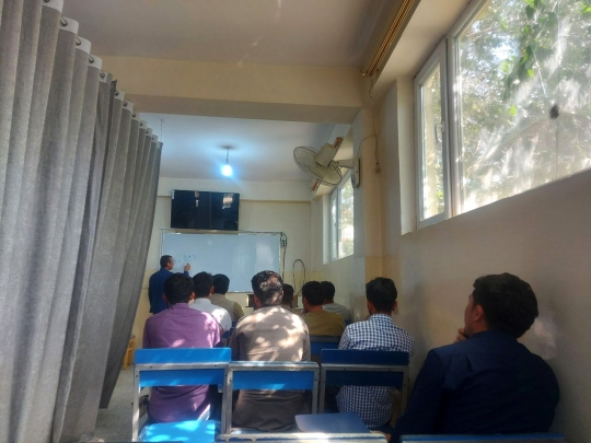 Potret Universitas di Afghanistan Pisahkan Mahasiswa Laki-Laki dan Perempuan