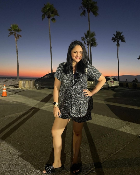 Bukan Liburan, Ini 5 Potret Marshanda 'Healing Therapy' di Los Angeles