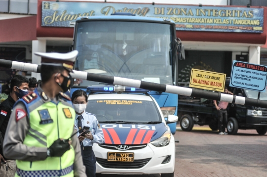 Duka Keluarga Korban Kebakaran Datangi Lapas Klas I Tangerang