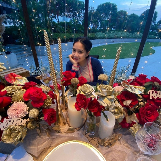 So Sweet! 5 Potret Raffi Ahmad dan Nagita Dinner Romantis di Hotel Mewah, Bikin Baper