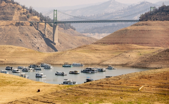 Kekeringan Parah Danau Oroville di Calivornia