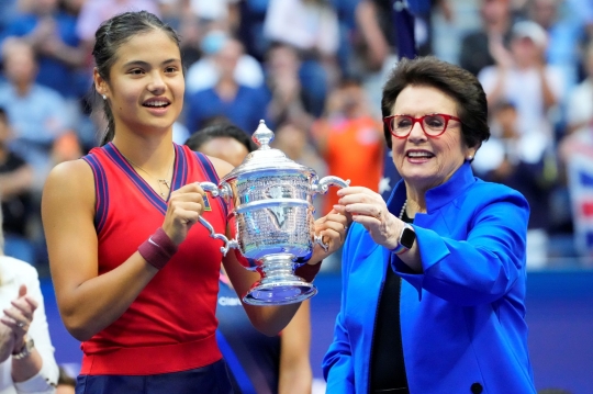 Petenis Cantik Termuda Emma Raducanu Raih Juara AS Terbuka 2021
