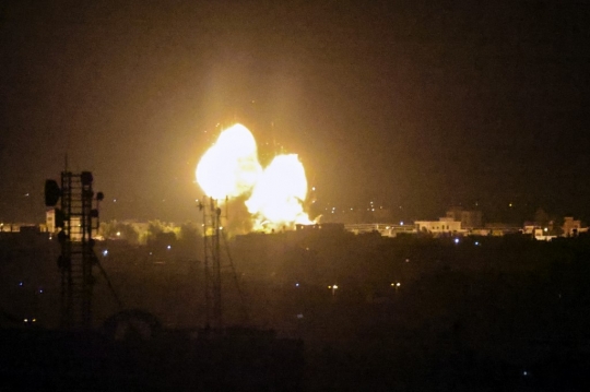 Serangan Udara Israel Kembali Bombardir Kota Gaza