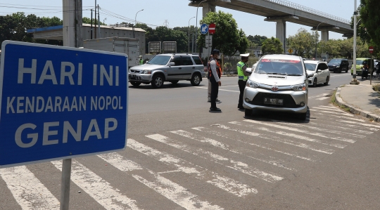 Antisipasi Kepadatan, Sistem Ganjil Genap Diberlakukan di TMII