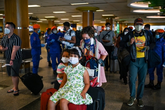 Lokasi Wisata Dibuka, Bandara Internasional Kuala Lumpur Penuh Turis Domestik