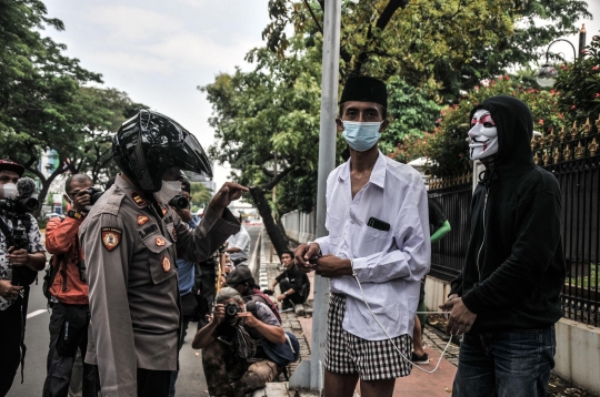 Aksi Petani Tembakau Tolak Kenaikan Tarif Cukai Rokok