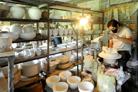Geliat Keramik Bojongsari Depok yang Tetap Eksis Kala Pandemi