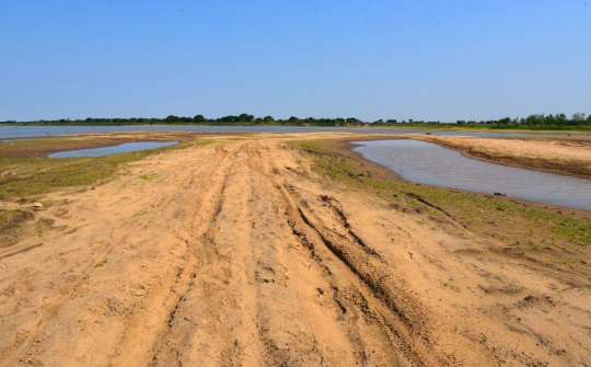 Kekeringan Parah Landa Sungai Paraguay