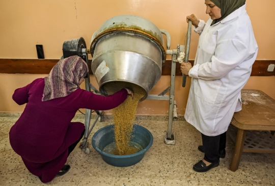 Menengok Pembuatan Maftul, Makanan Tradisional Khas Palestina