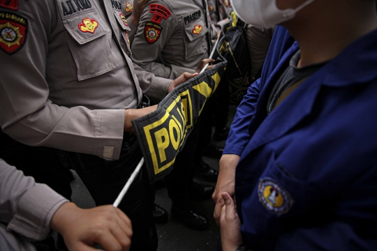 Aksi BEM SI dan GASAK Kepung Gedung KPK