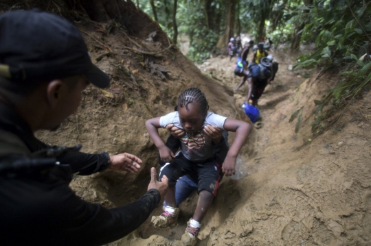 Perjalanan Berbahaya Imigran Haiti Menuju AS