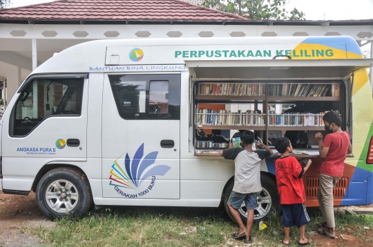 Meningkatkan Minat Baca Anak dengan Perpustakaan Keliling