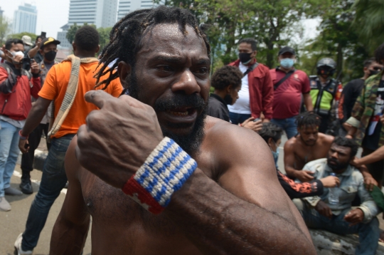 Demo di Kedubes AS, Mahasiswa Papua Dibubarkan Paksa Polisi