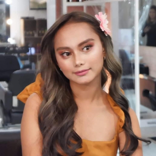 Pesona Rita Gavioloa, Pengemis Cantik yang Jadi Kontestan Miss Universe Philippines