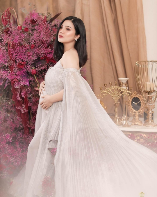 Usia Kehamilan Masuk Trimester 3, Ini Potret Felicya Angelista Dipuji Makin Cantik