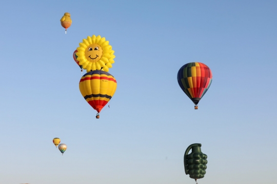 Melihat Festival Balon Udara di Yordania