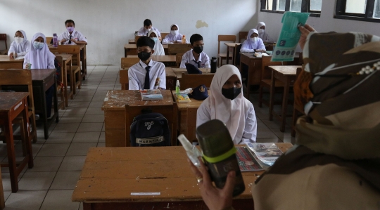 Suasana Pembelajaran Tatap Muka Terbatas di SMPN 1 Depok