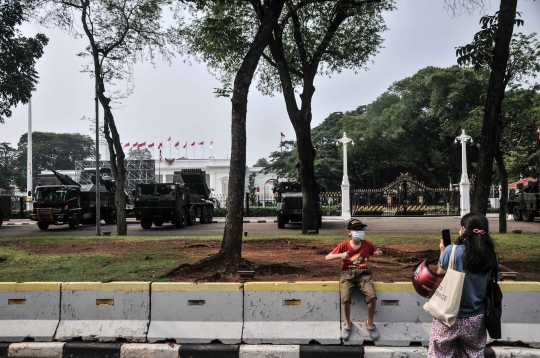 112 Alutsista Meriahkan HUT ke-76 TNI di Depan Istana