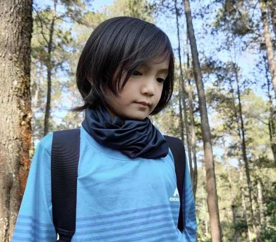 Ganteng dan Pernah Dapat Rekor MURI, Ini 5 Potret Sagara Omar Nagata Anak Anji