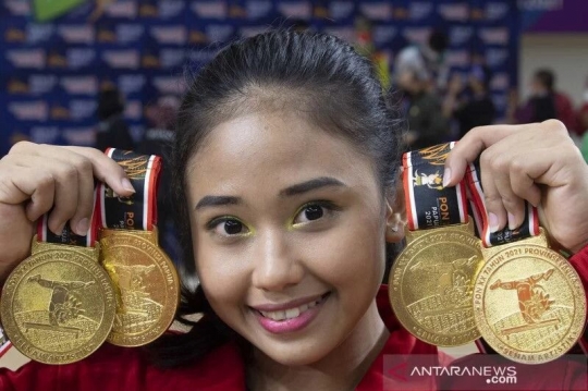 Pesenam Artistik Putri DKI Raih Empat Medali Emas PON Papua