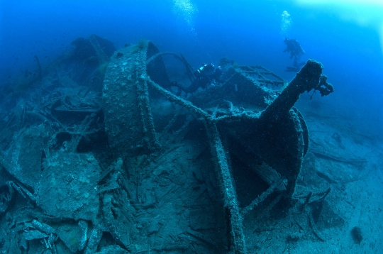 Melihat Bangkai Kapal Perang Dunia I di Dasar Laut Turki