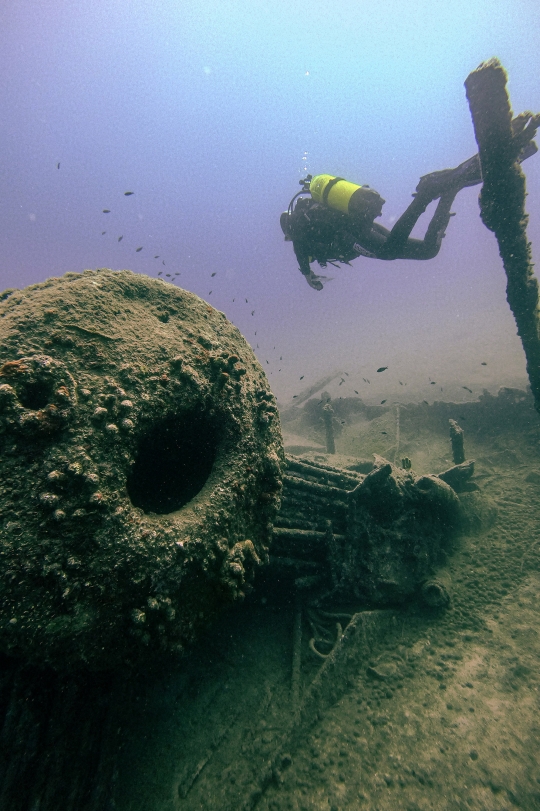 Melihat Bangkai Kapal Perang Dunia I di Dasar Laut Turki