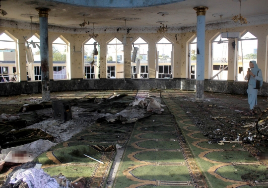 Kondisi Masjid Syiah di Afghanistan Diserang Bom Saat Salat Jumat