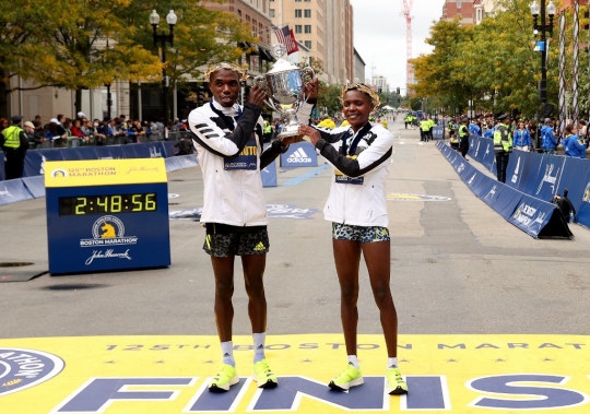 Melihat Keseruan Boston Marathon 2021