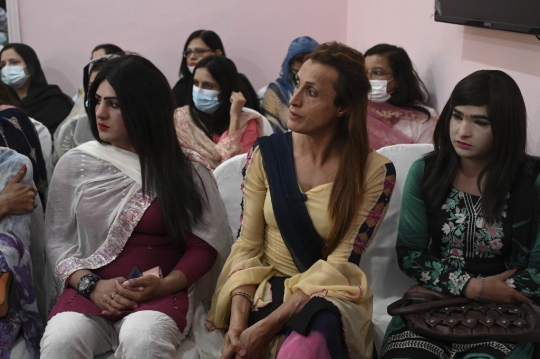 Pakistan Resmikan Pusat Perlindungan Transgender di Islamabad