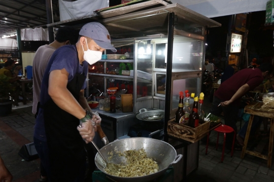 Mantan Pegawai Biro Hukum KPK Jadi Pedagang Nasi Goreng