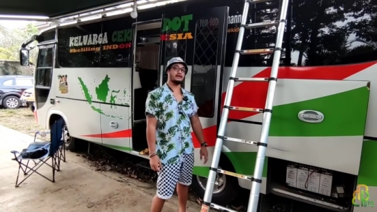 Keren, Potret Bus Diubah Jadi Rumah Berjalan yang Nyaman,Ada Dapur Sampai Kamar Mandi
