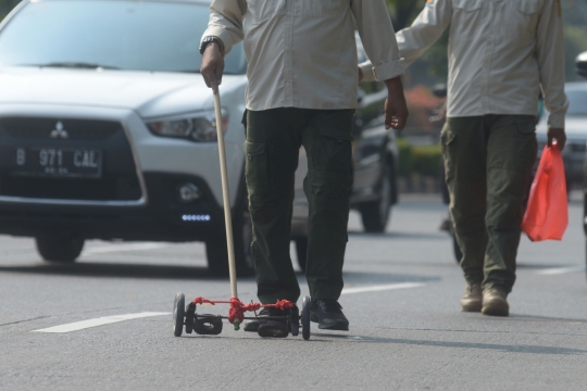 Operasi Ranjau Paku di Jalanan Ibu Kota