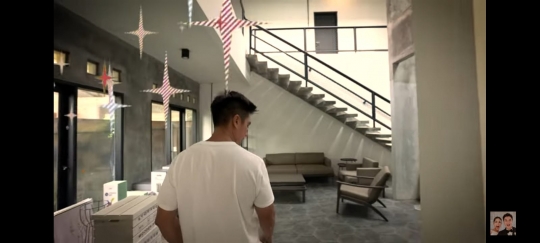 Baim Wong Hadiahi Fiki Naki Rumah Mewah, Ini 9 Potretnya yang Luas dan Super Cozy