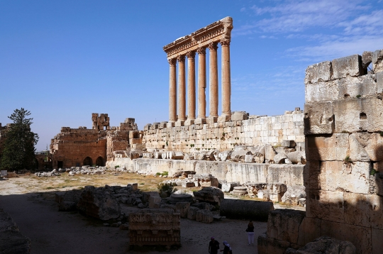 Sunyi Reruntuhan Romawi Kuno Lebanon Akibat Krisis