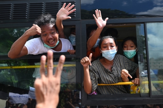 Junta Myanmar Bebaskan Ribuan Tahanan yang Protes Kudeta